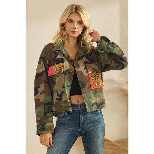 Camo jacket with Tiger Print contrast
