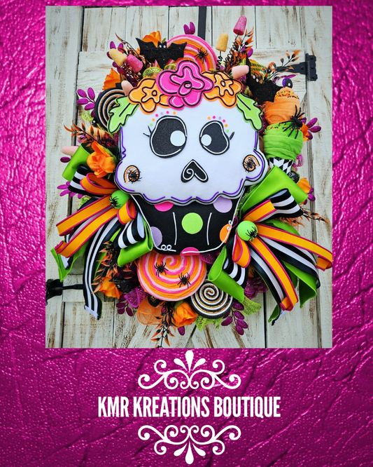 Sugar Skull Cupcake Halloween Wreath | Día de los Muertos Door Décor